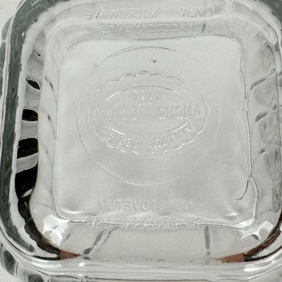 VTG - Anchor Hocking Square Refrigerator Dish w/ Lid - Picture 6 of 6